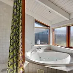 Riana - 375m From The Sea By Interhome בית נופש לוקן