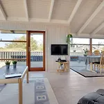 Riana - 375m From The Sea By Interhome